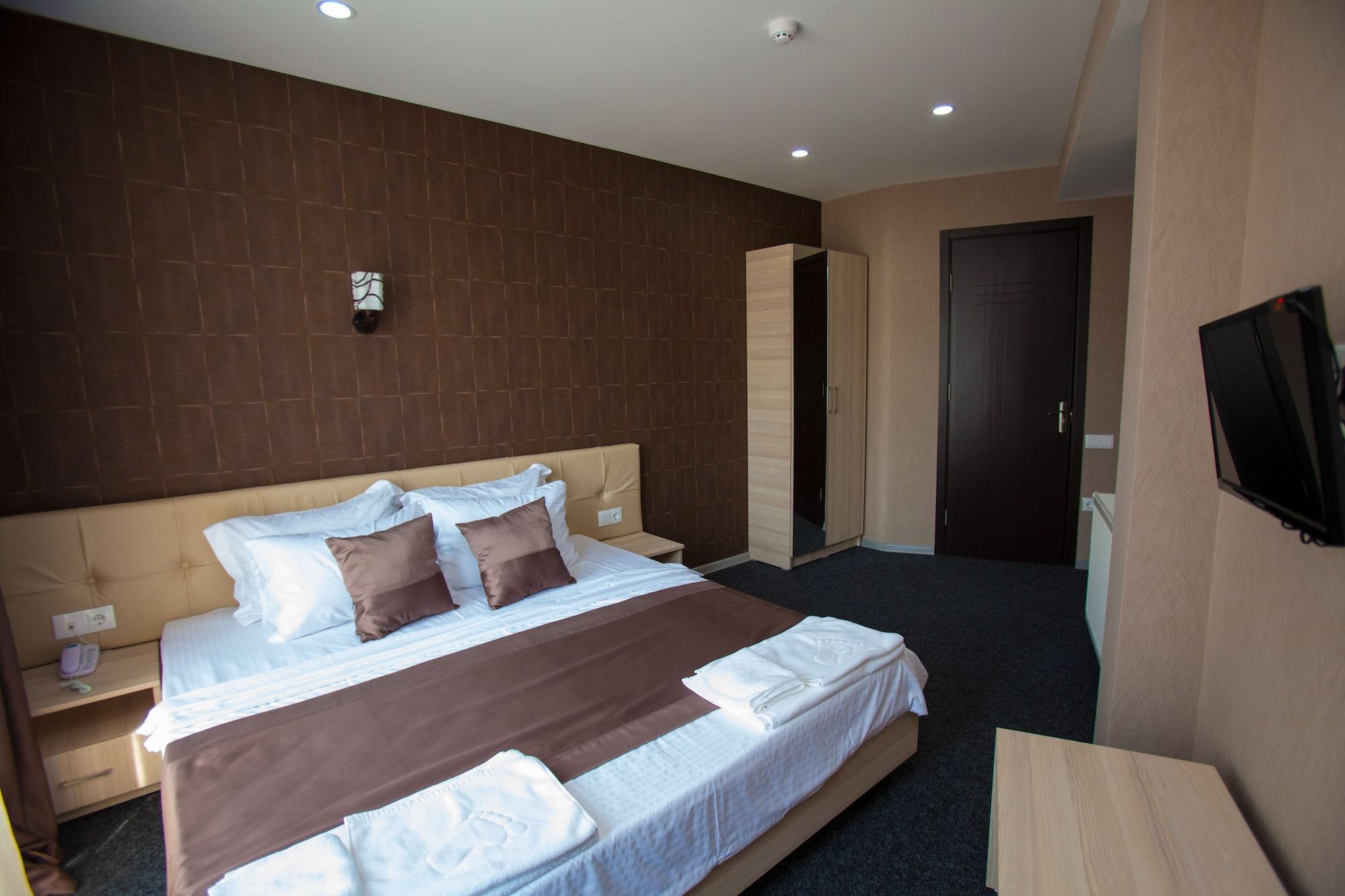 Voyager Hotel 4*