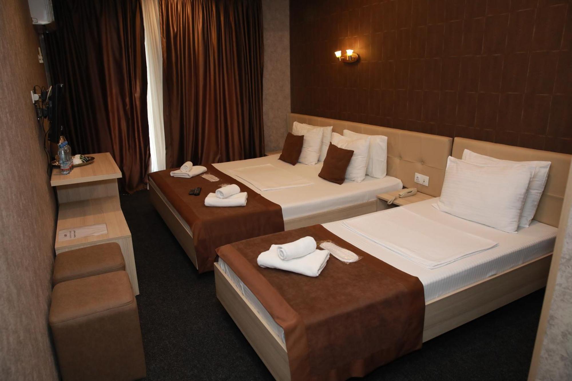 Voyager Hotel 4*